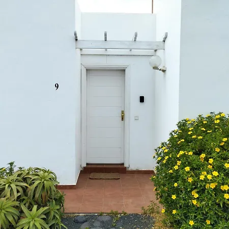 Holiday home Casa Frontera -private Pool- Costa Teguise